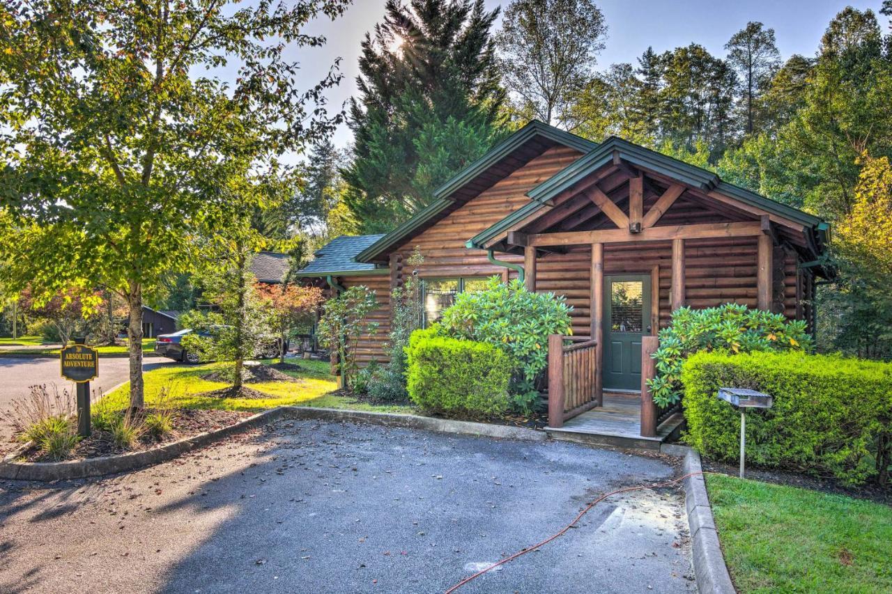 Dog Friendly, Romantic Mtn Getaway Hot Tub Pool 蓋特林堡 外观 照片