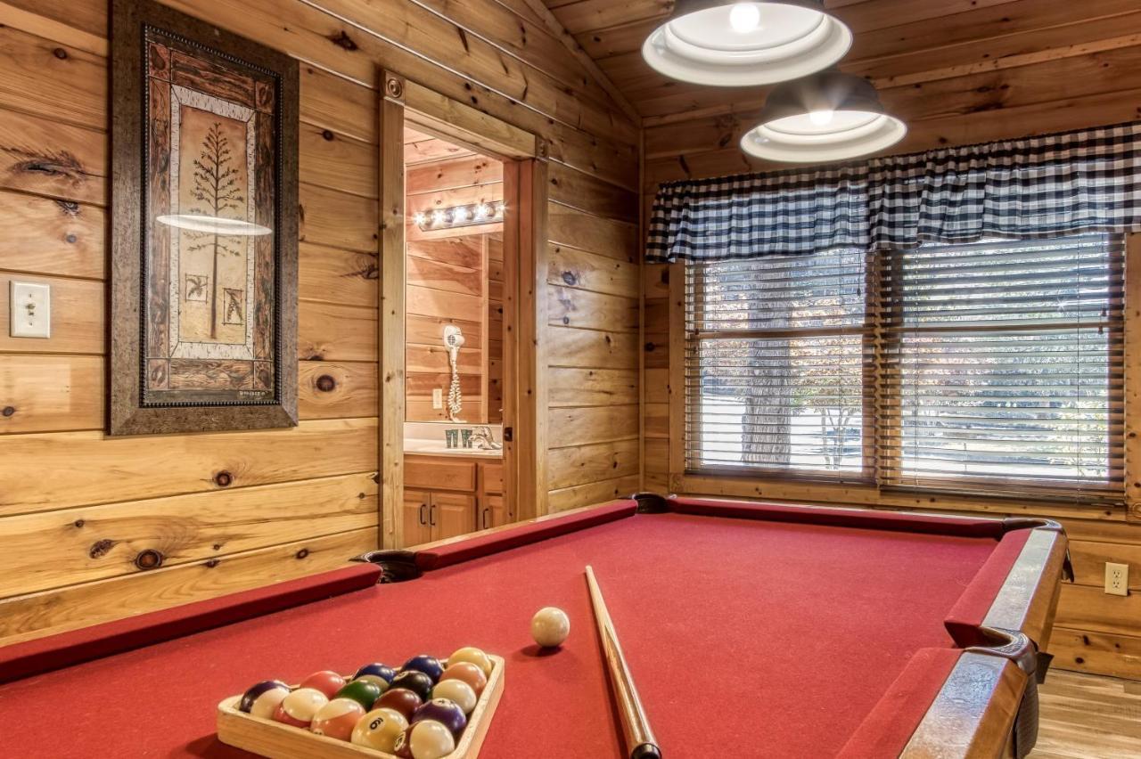 Dog Friendly, Romantic Mtn Getaway Hot Tub Pool 蓋特林堡 外观 照片