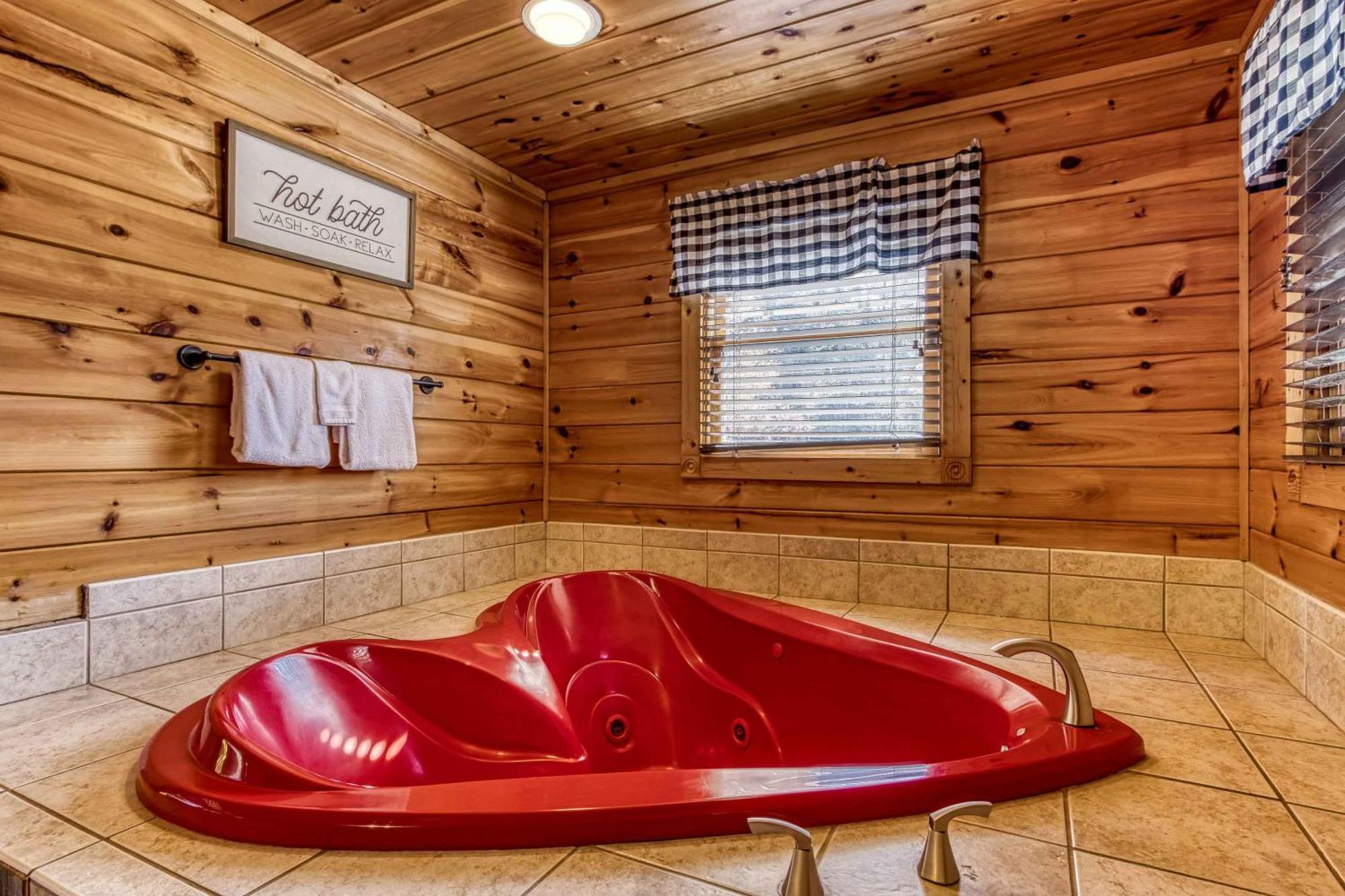Dog Friendly, Romantic Mtn Getaway Hot Tub Pool 蓋特林堡 外观 照片